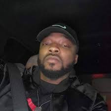 We're baaaaaaaack! Season 4 of The Lesbian Homie. Watch weekly episodes  beginning June 3rd right here