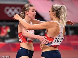 Keely hodgkinson won the 800m gold medal at the european athletics indoor championships in torun, 2021. Hlt9pg3ekgffsm