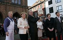 Nach massiver kritik hat kanzlerin merkel die geplanten osterruhetage gekippt. Joachim Sauer Wikipedia