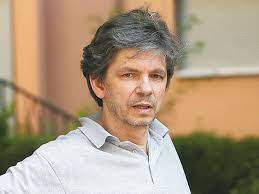 Tvn24 go to kanały live, najświeższe informacje, programy, aktualności, które obejrzysz przez internet. Grob Corki Filipa Lobodzinskiego Piekny Pomnik Na Starych Powazkach Wideo Super Express Wiadomosci Polityka Sport