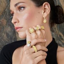 Norman Silver's Instagram, Twitter & Facebook