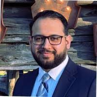 Laurie Lozano's Instagram, Twitter & Facebook