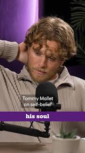 Exploring Sober Journeys: Tracksuit Launch with Scott Thomas