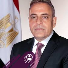 الذي أعانك على الصبر والتحمل، قادر على أن يروي ظمأك ويجبر كسر قلبك .. الله  كريم :)