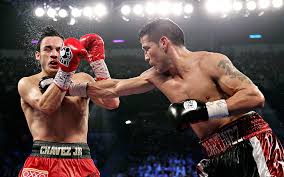 Julio césar chávez gonzález, also known as julio césar chávez sr., is a mexican former professional boxer who competed from 1980 to 2005. Hd Wallpaper Sports Boxing Boxer Glove Julio Cesar Chavez Sr Punch Wallpaper Flare