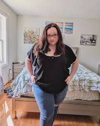 Featuring Emberly Adams @emberlyadams_ 🇦🇺 australia thickaussie