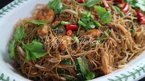 Mee hoon goreng sedap oleh: Mee Hoon Goreng Kicap Yang Sangat Sedap Azie Kitchen