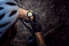 The suunto 7 box isn't terribly different than past suunto product boxes. Product Review Suunto 7