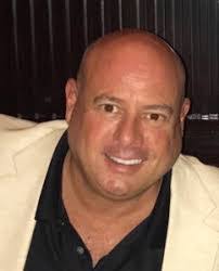 Stephanie Blackett's Instagram, Twitter & Facebook