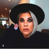 20+ "Abigail Lindquist" profiles