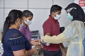 Kami mempunyai kumpulan perubatan yang terlatih dalam penjagaan orang yang anda sayang dan kami akan menghubungi anda. Covid 19 Hospital Sultan Ismail Shortens Visiting Hours The Star