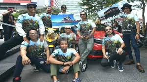 Along cham, hazama azmi, joey daud and others. Filem Mawi Tiada Tajuk