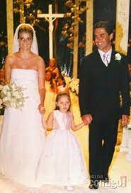 This international show jumping circuit brings together the sport's. Pws H A8hna Wnash Egine Skia Toy Eaytoy Ths Mesa Se 11 Xronia Eikones Thetoc Gr Celebrity Wedding Photos Hollywood Wedding Wedding Dresses