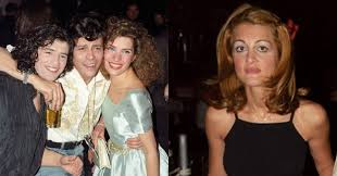 Ενα παιχνιδιάρικο clip απο τον δίσκο ''αρχίζω πόλεμο'' Perasan Ta Xronia Pws Emoiazan 23 Diashmoi Ellhnes Toy 90 Kai Poso Poly Exoyn Alla3ei Shmera Entospolis Gr Eidhseis Apo Thn Krhth Kai Olo Ton Kosmo