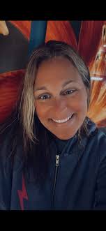 Can you edit my picture with my husband?