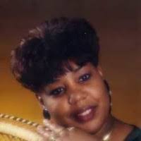 Darlene Slade's Instagram, Twitter & Facebook