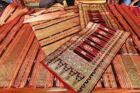 Check spelling or type a new query. Tenun Songket Pandai Sikek