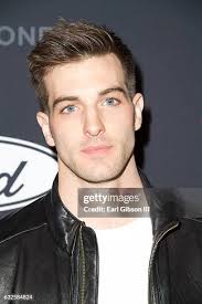 206 Jake & Earl Photos & High Res Pictures