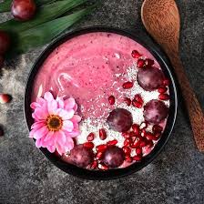 Smoothie Bowl Aux Fruits Rouges Et Noix De Coco Vegan Recette Noix De Coco Alimentation Smoothie Bol