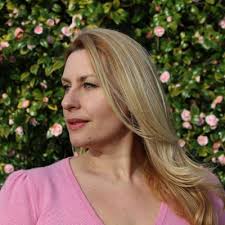 Kate Mansfield (@Love__Coach)