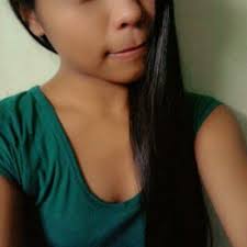 izza navarro (@immagreenlover)