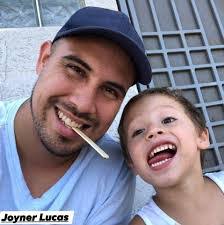 Onika Brown's Instagram, Twitter & Facebook