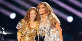 Jennifer lopez pulled out all the stops for her performance with shakira during the super bowl 2020 halftime show — and her style choices were as epic as her dance moves and vocals. Jennifer Lopez Y Shakira Deslumbran En La Super Bowl 2020