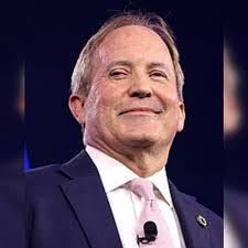 Filmmaker Tom Palazzolo Identified as Artist Behind Enigmatic Wrigley