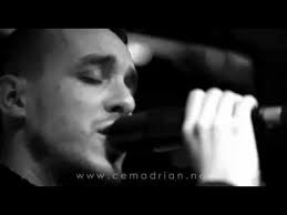 Cem Adrian Islak Kelebek Kelebekler