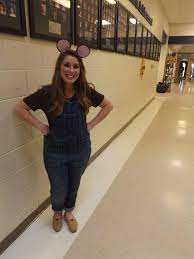 If You Give A Mouse A Cookie Teacher Costume Dress Up Day Cookie Costume Teacher Costumes