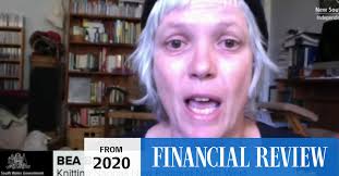 Knitting Nannas oppose Santos