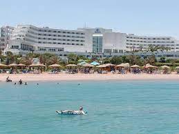 Hurghada online tours provide the best tourism services over egypt with the price offer for hurghada excursions, cairo, luxor, safari, snorkeling, private 13 days egyptian minarets travel package. Obiective Turistice Hurghada