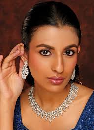 Diamond Jewellery Necklace For White Saree Trending White Necklace Set  Saree And White Necklace Set Sari