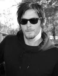 YouTubeLover/Nerd! 😸 (DamnBlueBerries)