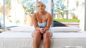 Netvideogirls Lila Hayes Desyra Thong Pulled Aside Sedutv Porno xxx porn  pics