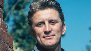 Problemático, Kirk Douglas abandonou filme Rambo quando sua ideia de final  não foi aceita