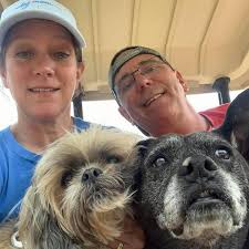 Looking for a flooring person to lay laminate in kitchen and hallways.  Thanks