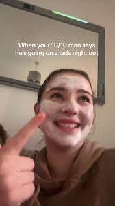 Abby Bentley's Instagram, Twitter & Facebook