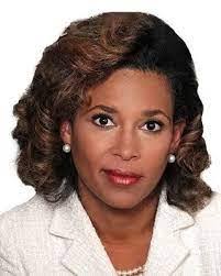 Gail Munson's Instagram, Twitter & Facebook