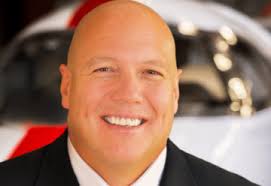 Michael Bata's Instagram, Twitter & Facebook