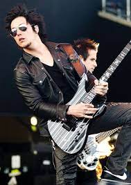 Synyster Gates Synyster Gates Avenged Sevenfold Best Guitarist