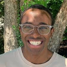 Kami Wellman's Instagram, Twitter & Facebook