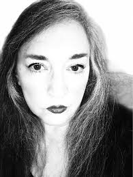 Our biologists: treating tomato frogs like the royalty they are—all day,  every day. (🎥: Spencer R.)