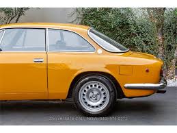 Image result for Giallo 1975 Alfa-Romeo