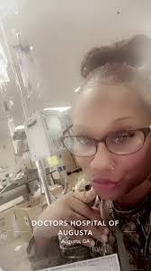 Ebony Charleston's Instagram, Twitter & Facebook