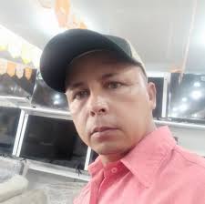 Emil Lopez (@emil.lopez.33) • Facebook