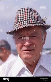 Bob hope comedian hi-res stock photography and images