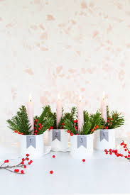Der adventskranz wurde so zum sonnenwendkranz, das christkind zum lichtkind. Upcycling Diy Adventskranz Aus Dosen Basteln