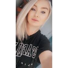 Jenna Mackinnon's Instagram, Twitter & Facebook