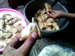 Berikut ini resep membuat tahu bakso ayam yang bisa dicoba di rumah. Direkomendasikan Cara Membuat Tahu Bakso Ayam Enak Seperti Di Ungaran Tutorial Sederhana Youtube